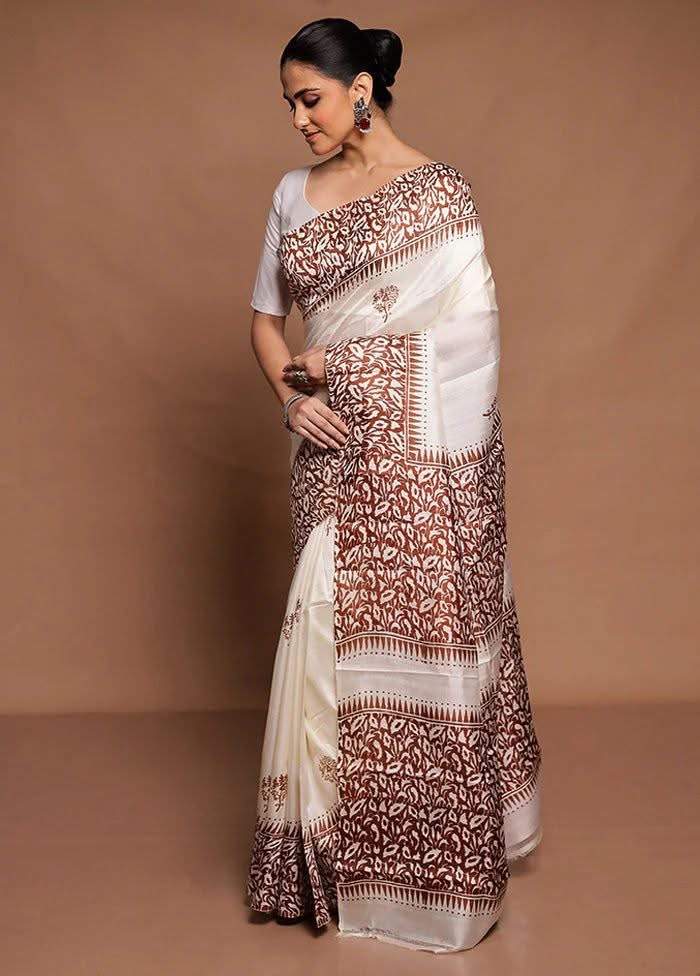 Cream Digital Print Pure Silk Saree With Blouse Piece |