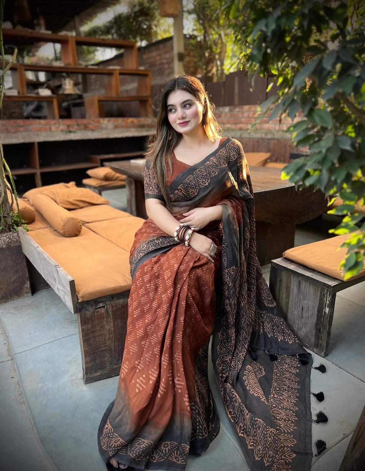 New Batik Design Printed Saree With Blouse Piece |