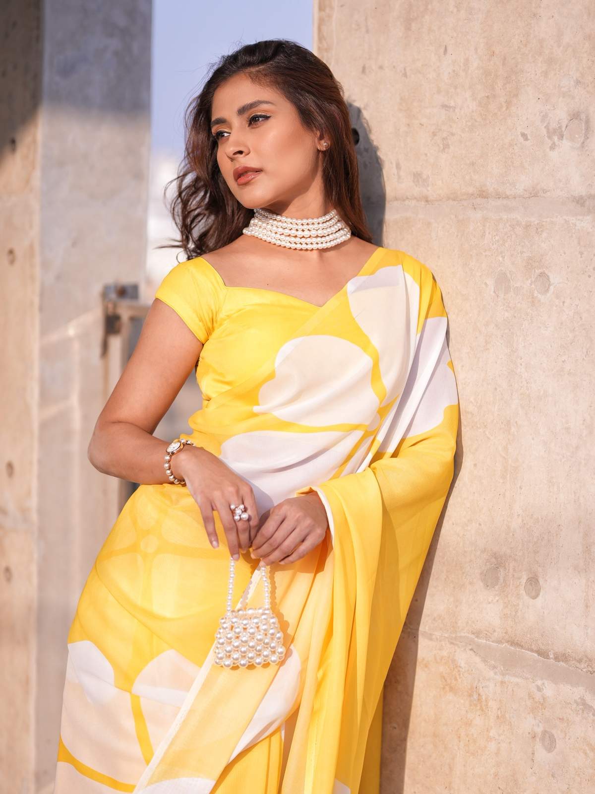 Semi Moslin Silk Digital Printed Saree With Blouse Piece
