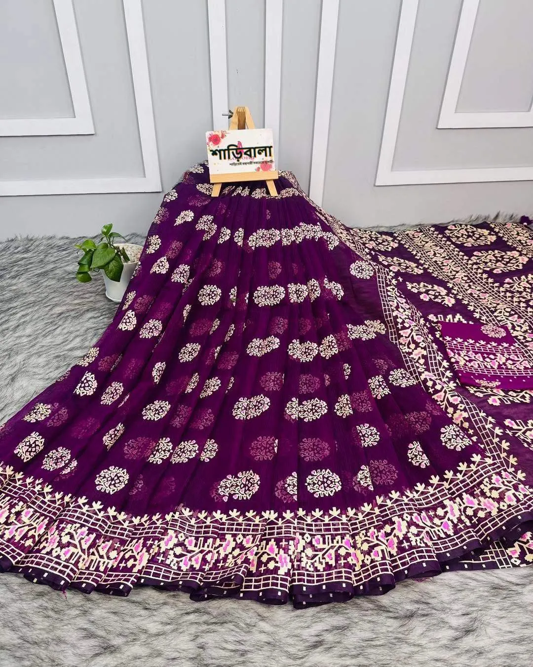 Half Silk Screen Print Saree With Blouse Piece