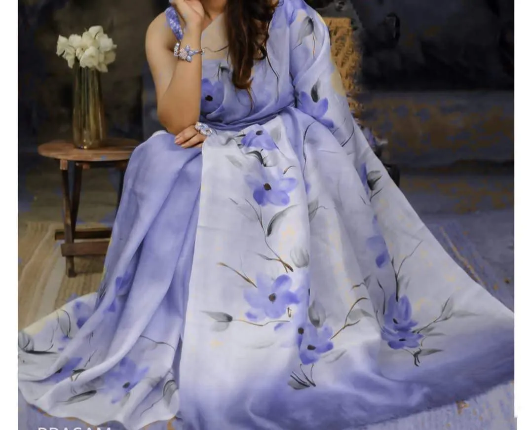 Semi Moslin Silk Digital Print Saree With Unstitched Blouse Piece